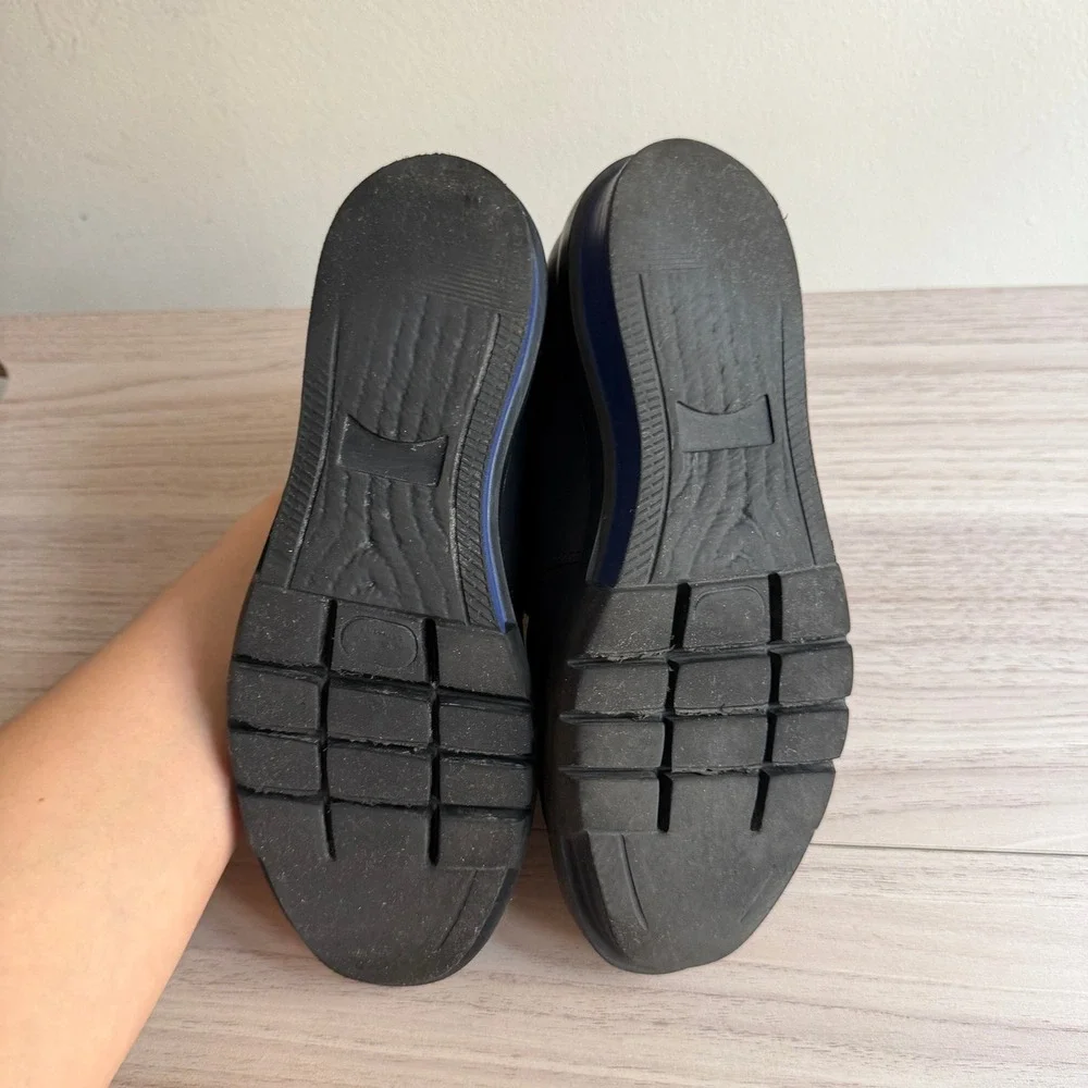 Camper smooth black